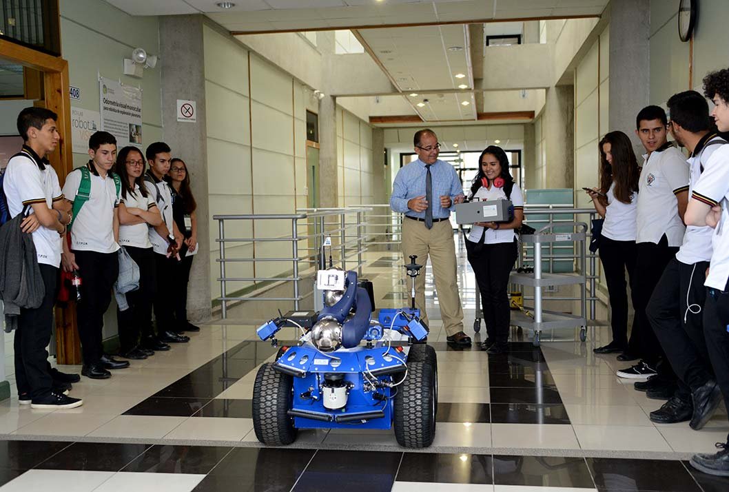 Un rover del TEC prueba algoritmos que podrían utilizarse para navegar en la Luna